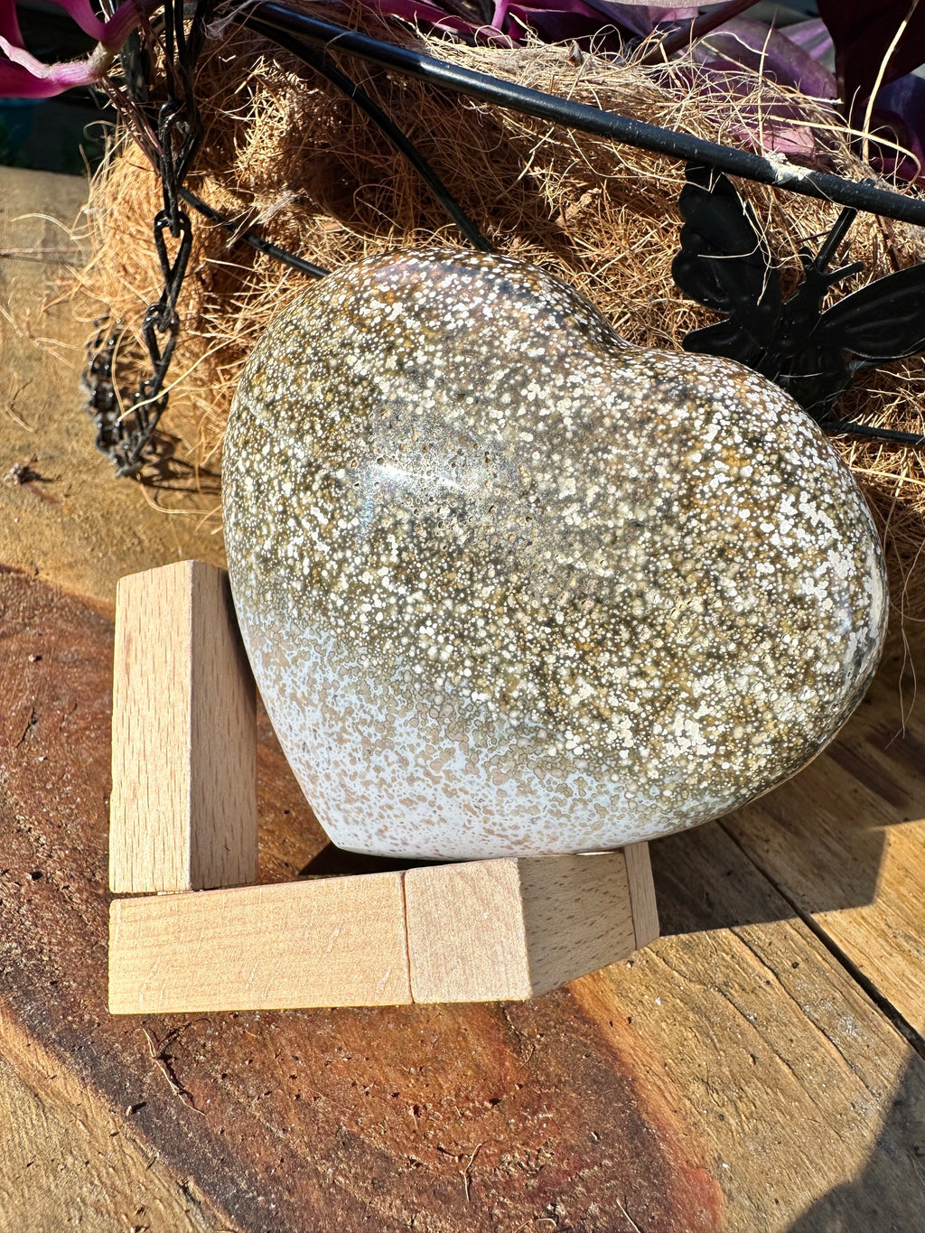 Orbicular Jasper heart image 0