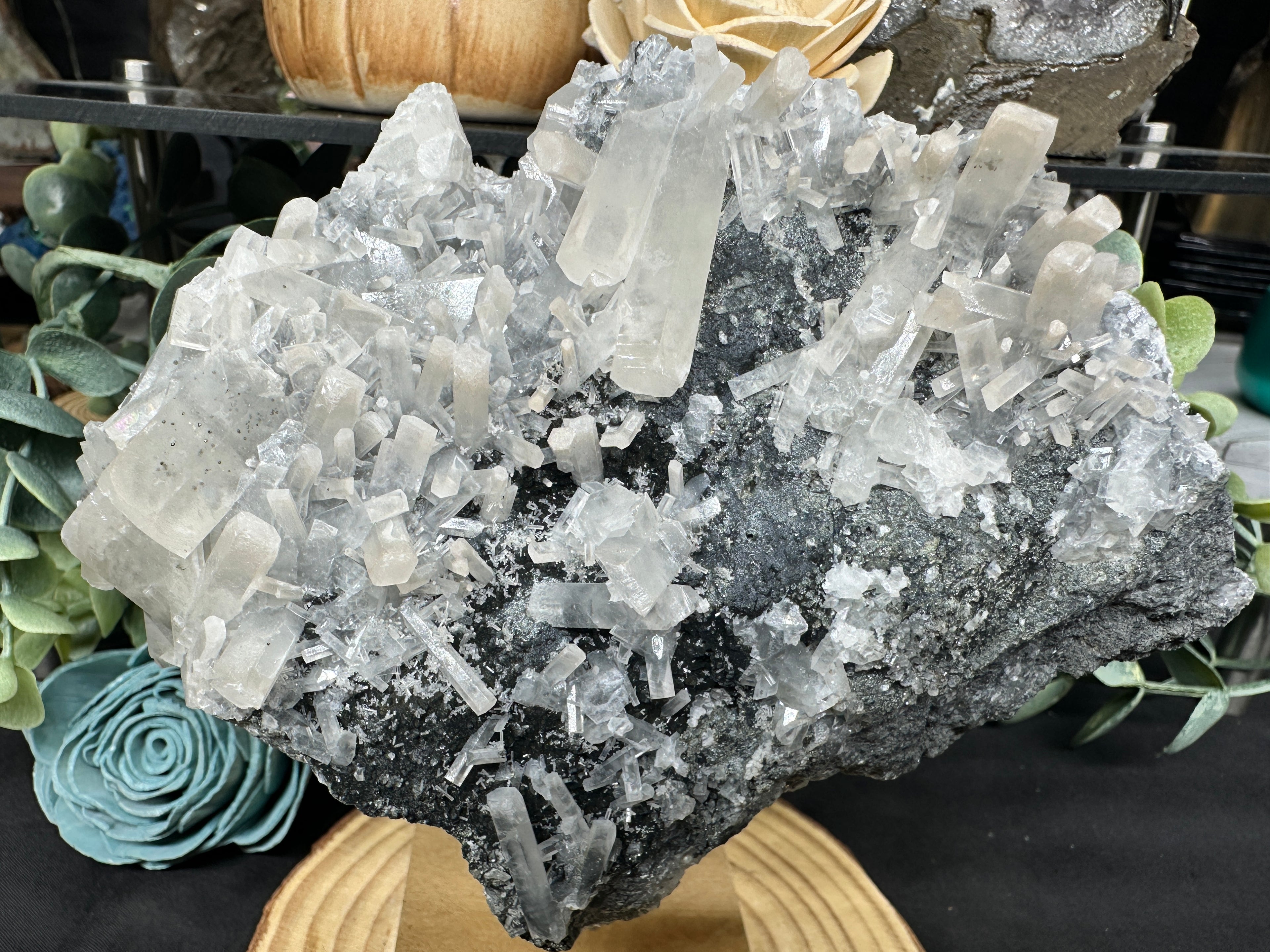 Columnar Calcite ￼